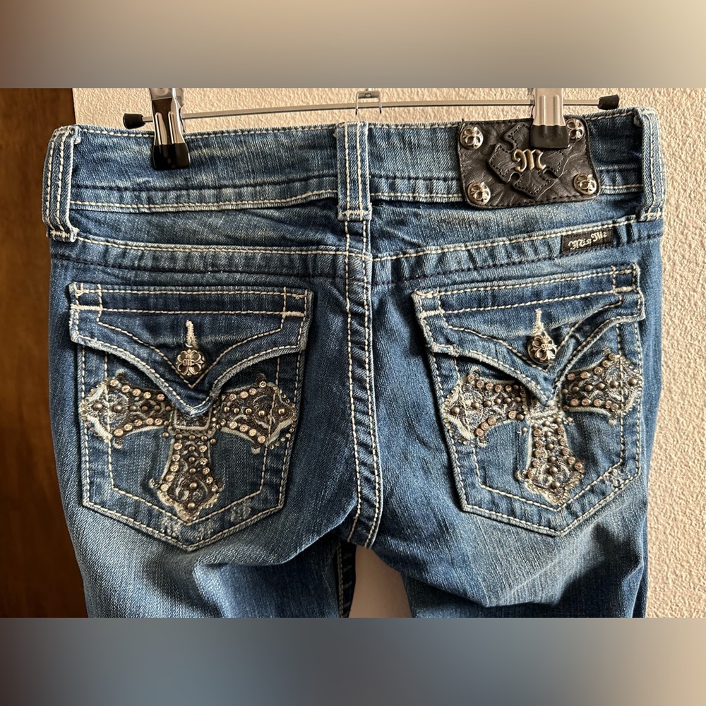 Miss me 28 straight denim